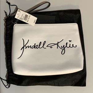 Kendall & Kylie white clutch